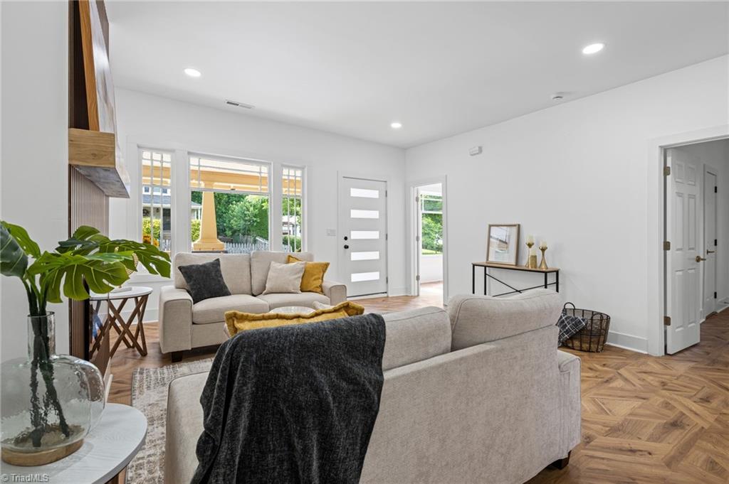 1609 Doune Street, Winston-Salem