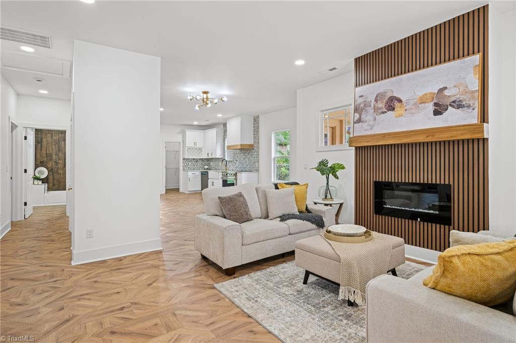 1609 Doune Street, Winston-Salem