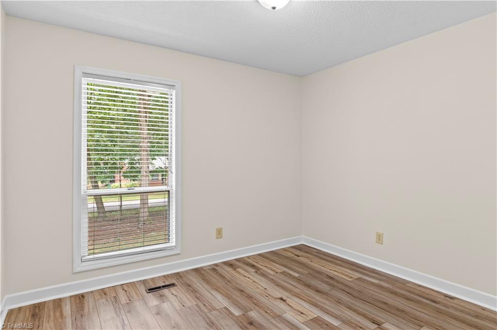 141 Evergreen Drive, Winston-Salem