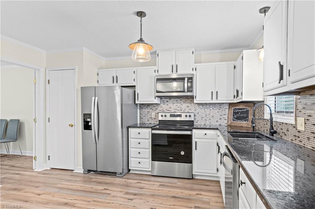 141 Evergreen Drive, Winston-Salem
