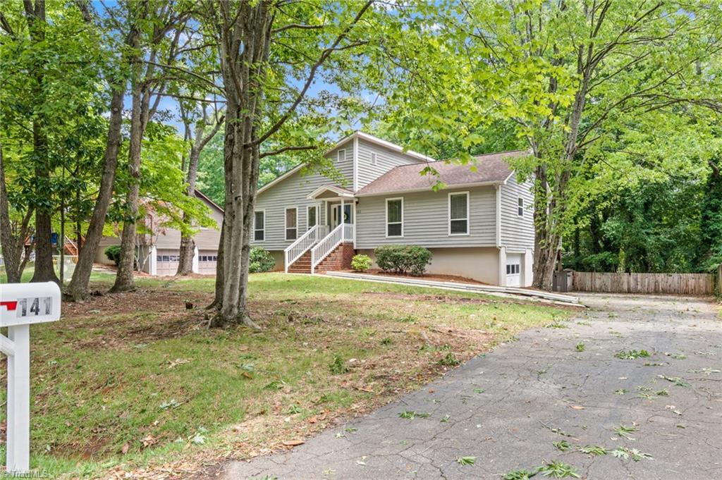 141 Evergreen Drive, Winston-Salem