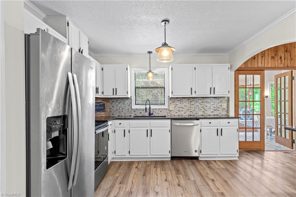 141 Evergreen Drive, Winston-Salem