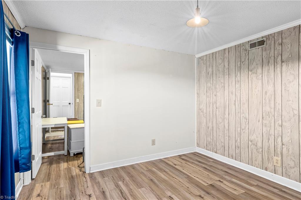 141 Evergreen Drive, Winston-Salem