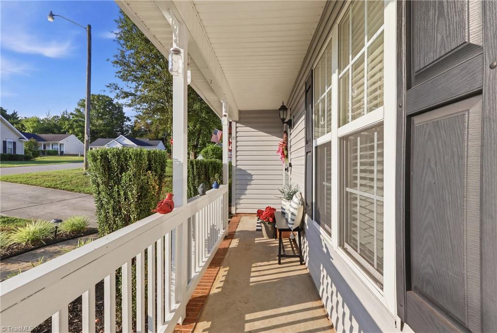 115 Asherton Court, Winston-Salem