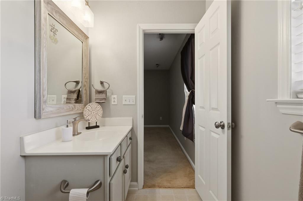 115 Asherton Court, Winston-Salem