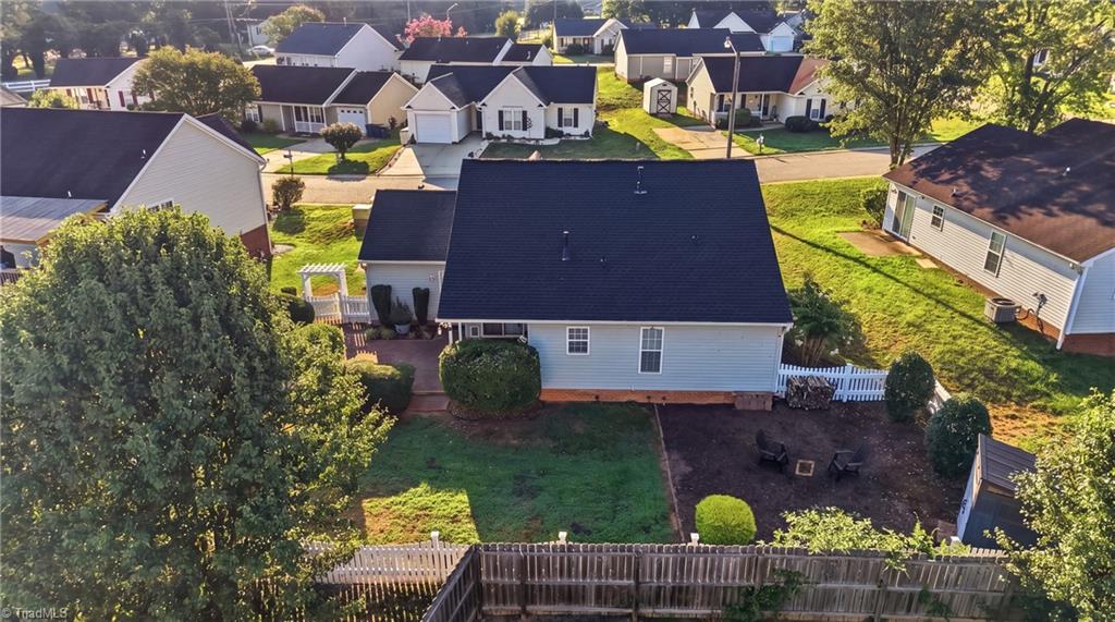 115 Asherton Court, Winston-Salem