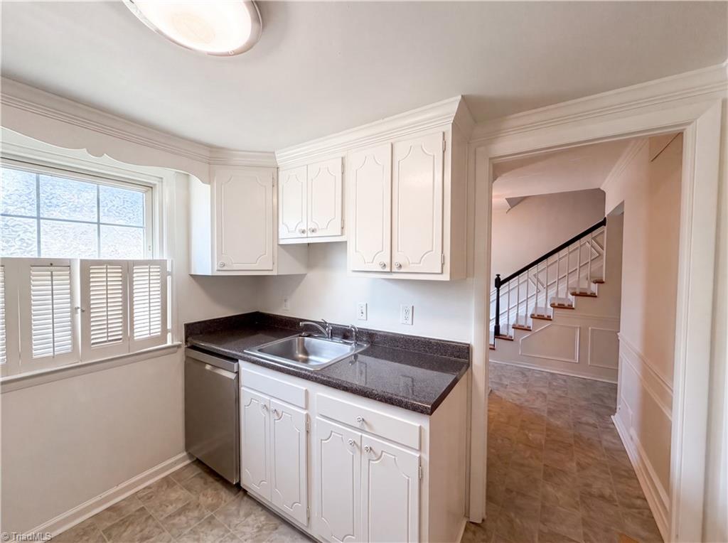 2902 Saint Marks Road, Winston-Salem Unit: E