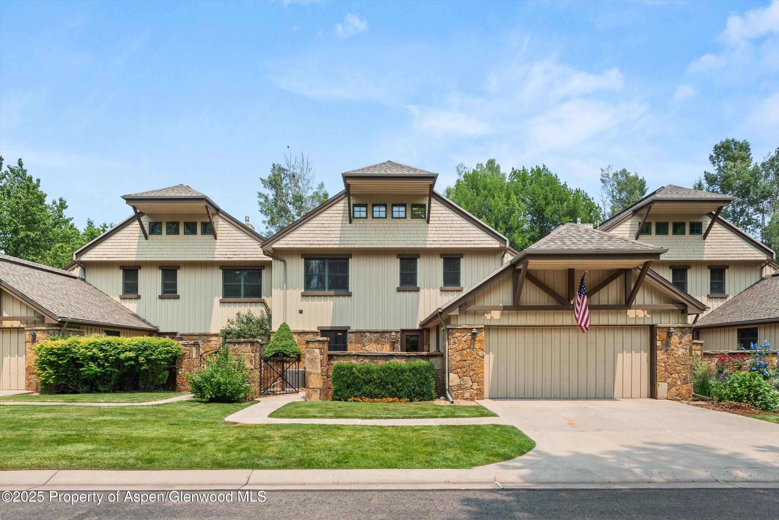 70 GOLDEN BEAR Drive