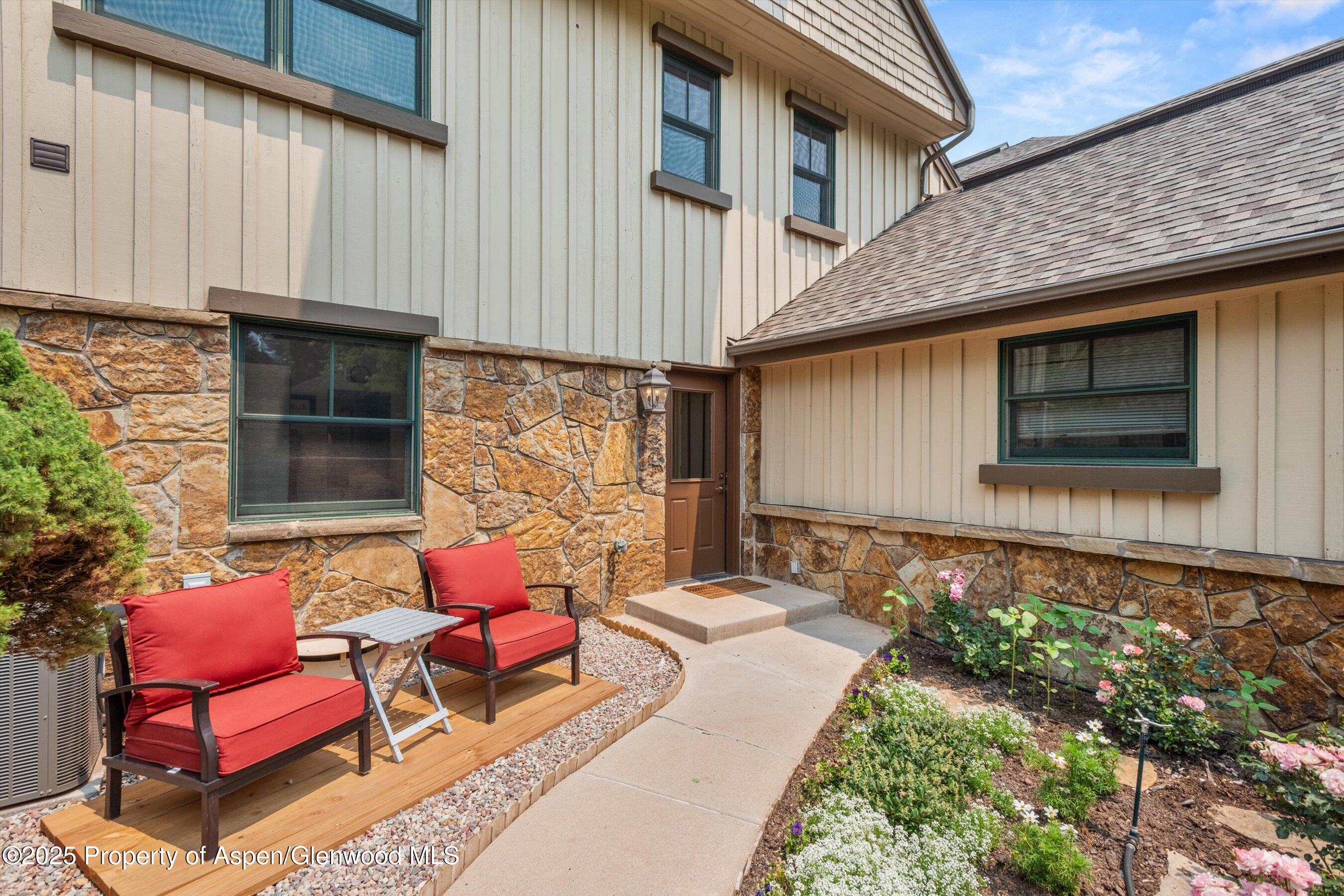 70 GOLDEN BEAR Drive