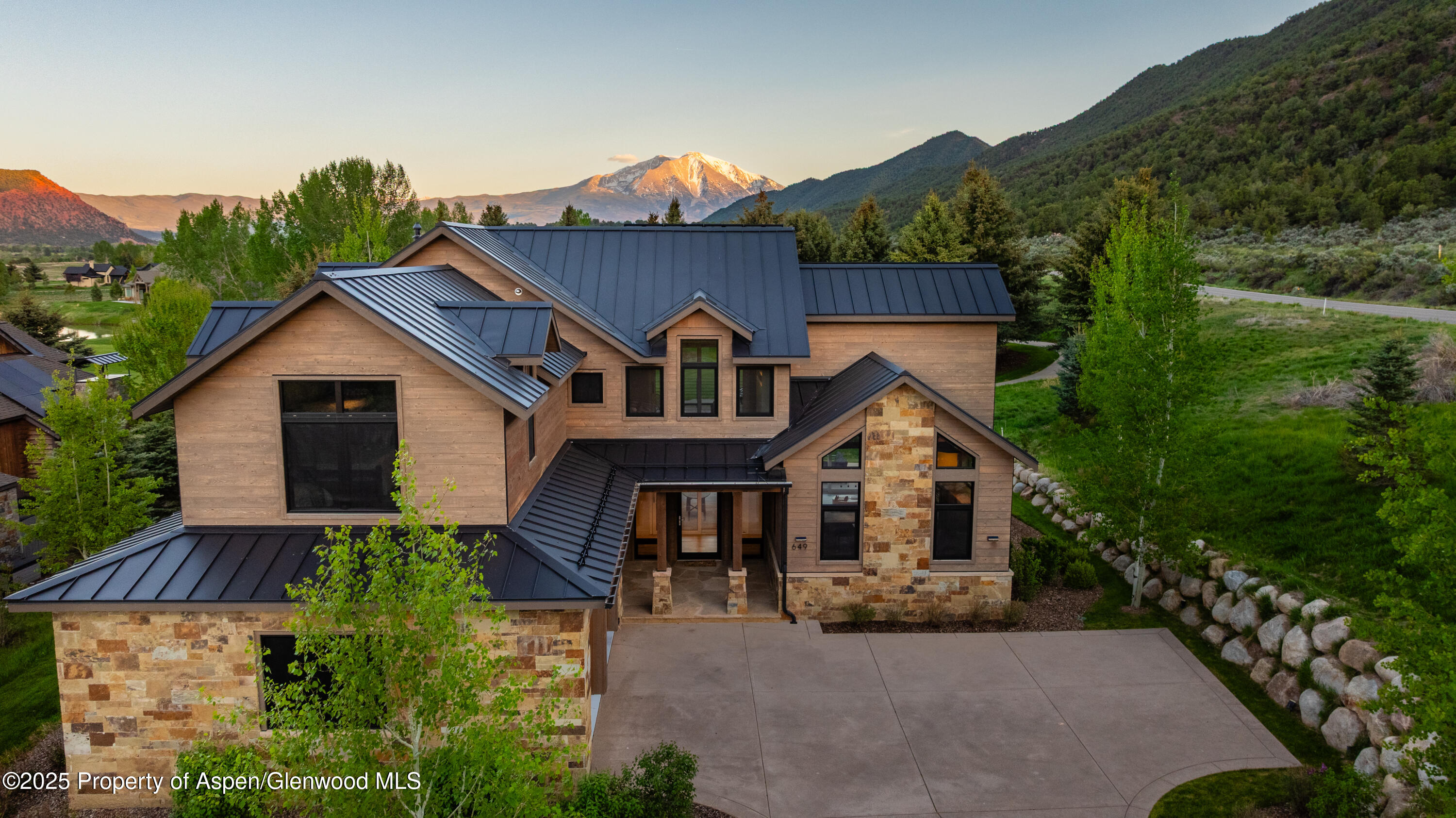649 Saddleback Road
