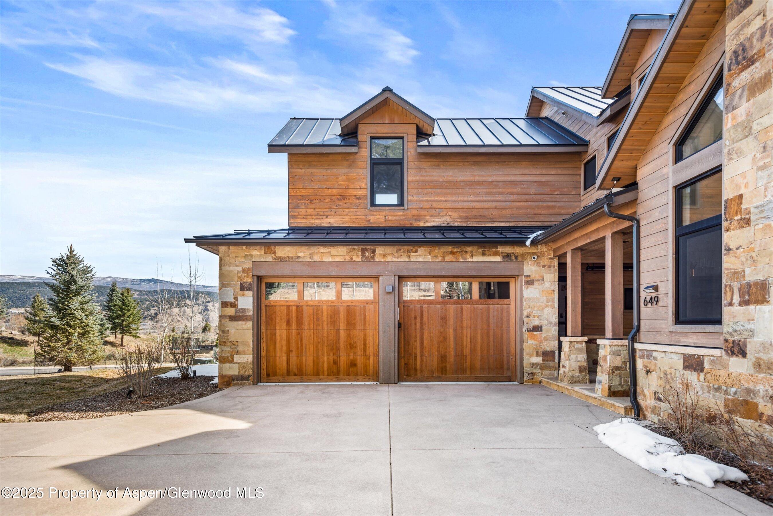 649 Saddleback Road