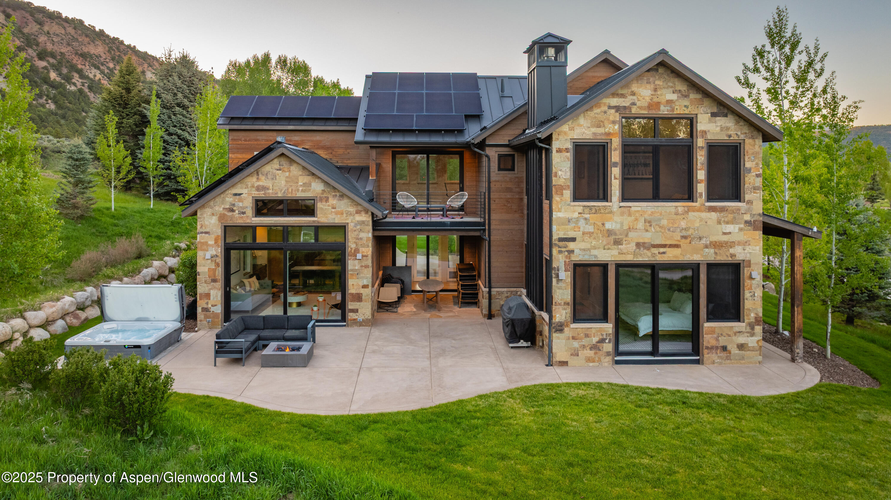649 Saddleback Road