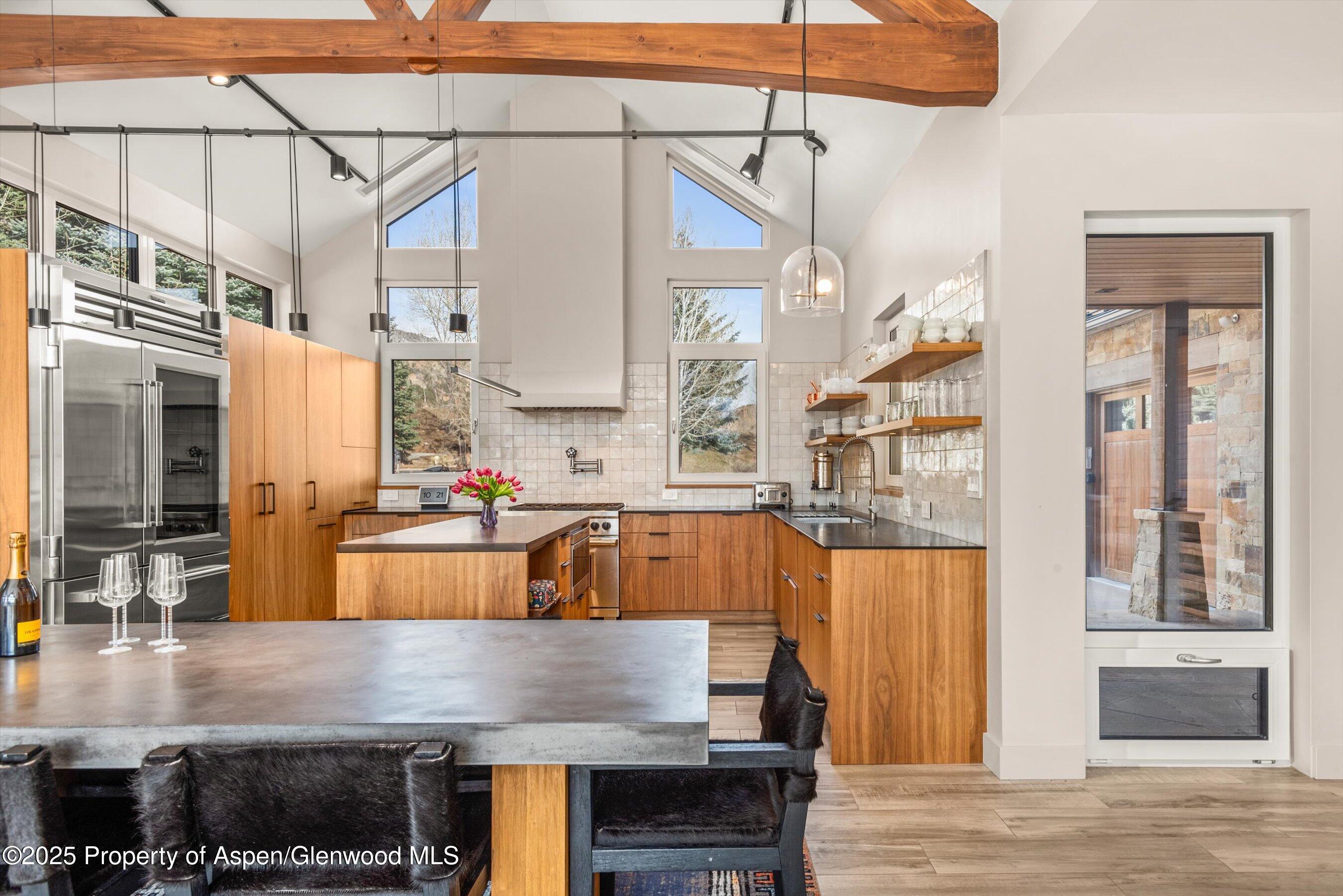 649 Saddleback Road