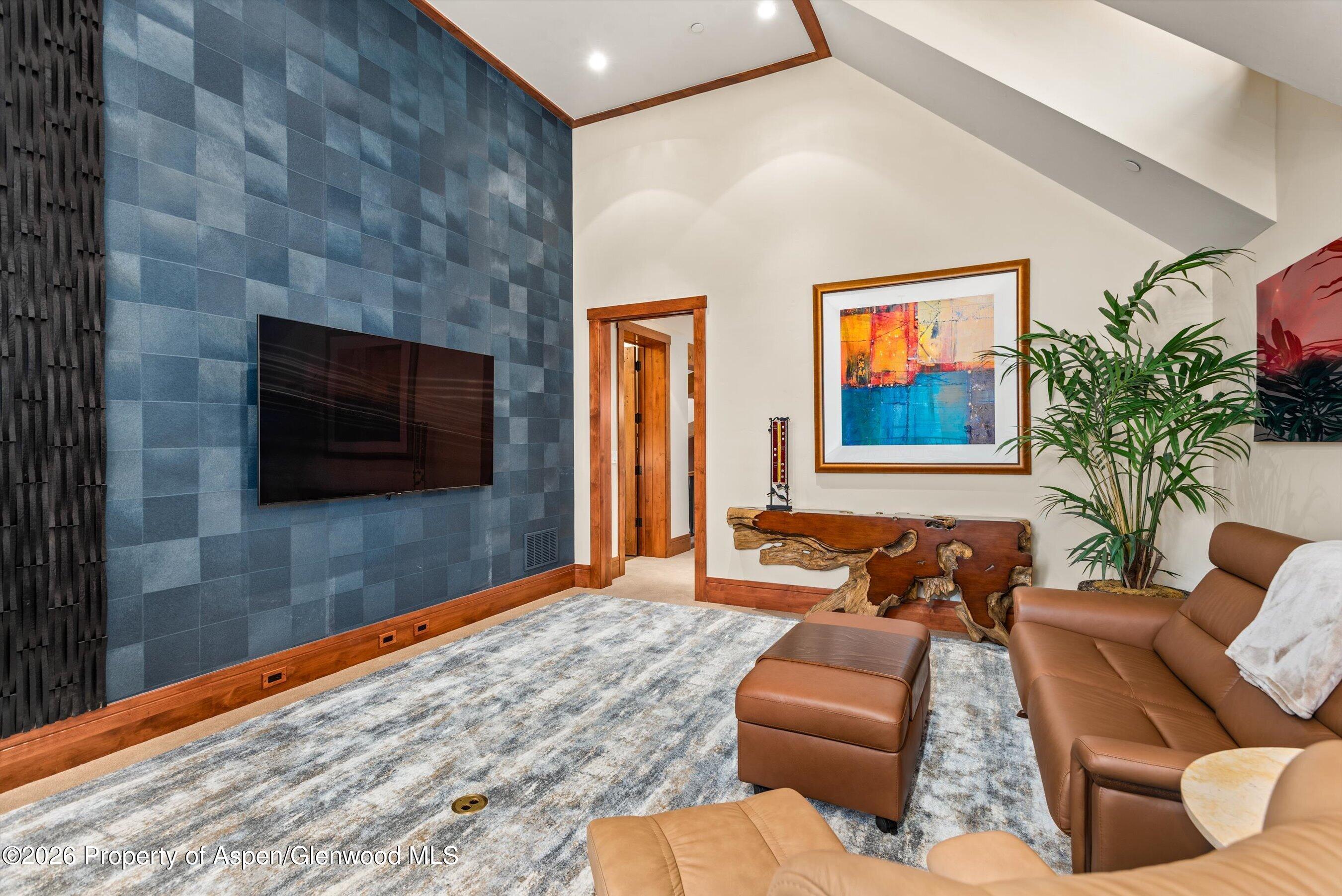 340 Rivers Bend