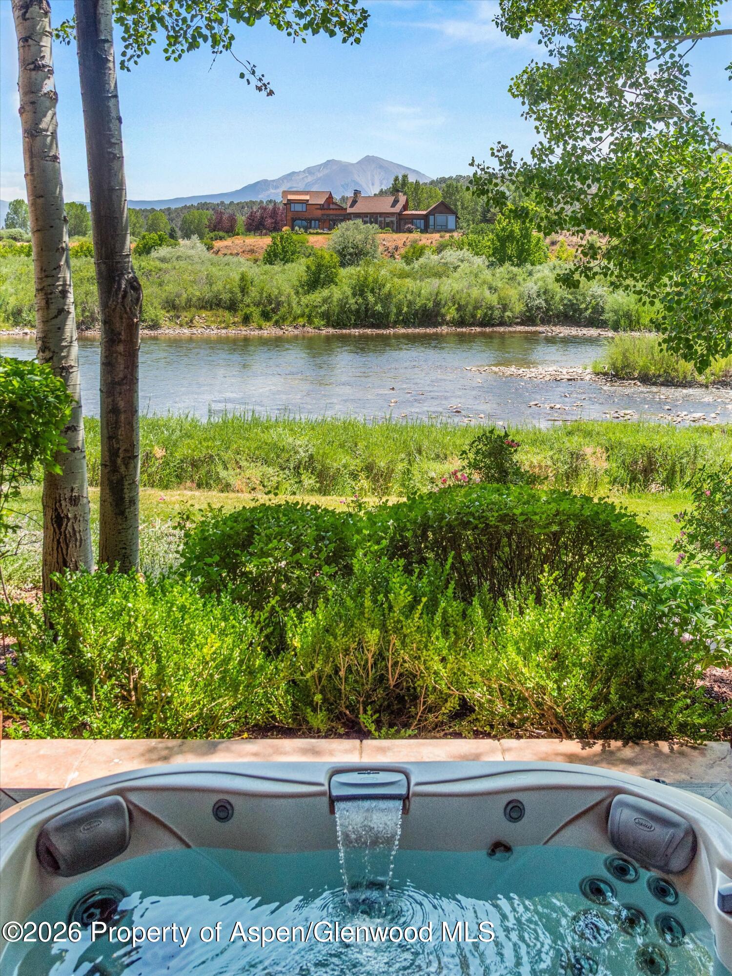 340 Rivers Bend