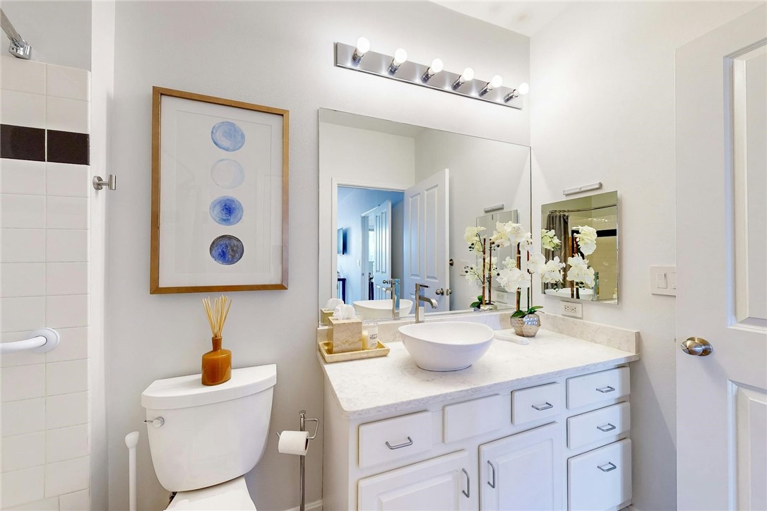 1000 Providence Place 216