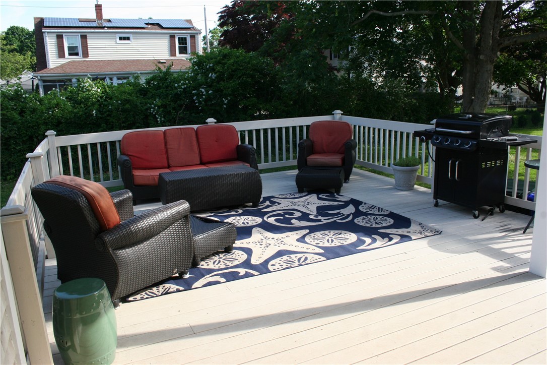 9 Rosita Avenue