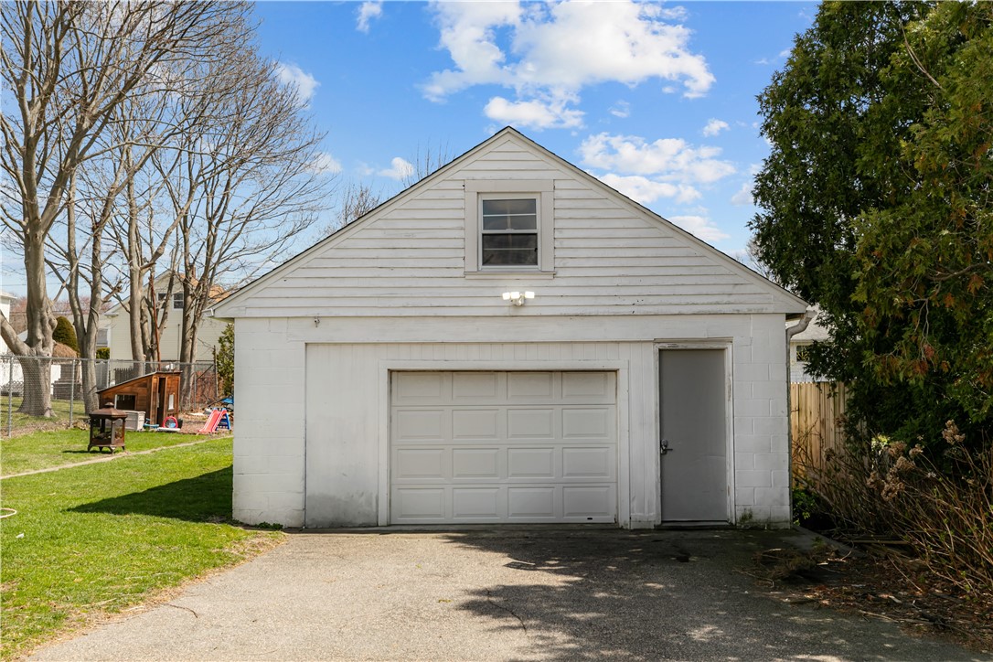 17 Easterbrooks Avenue