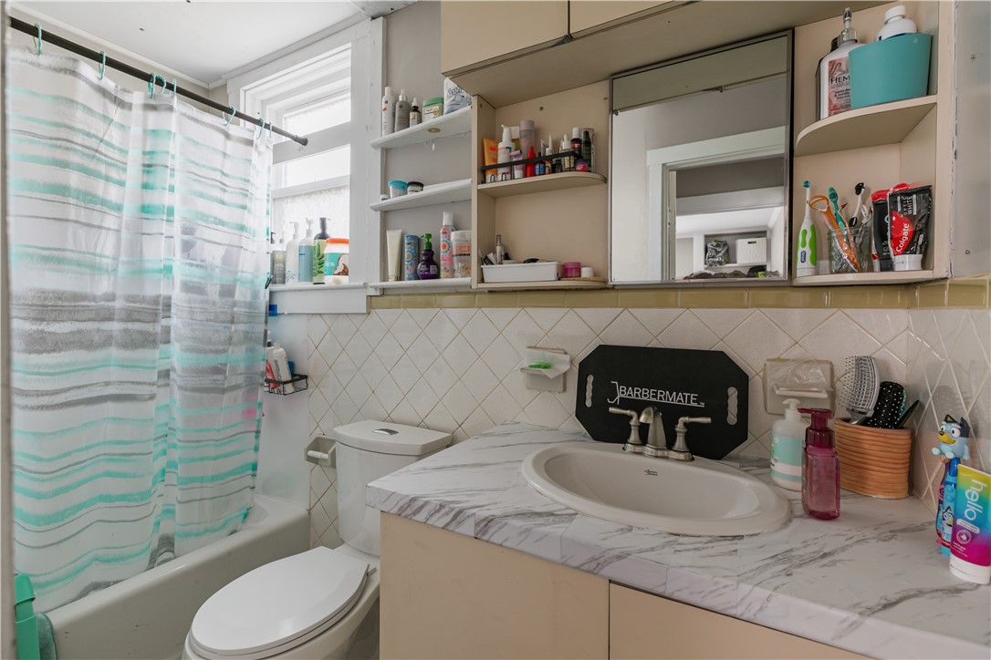 17 Easterbrooks Avenue