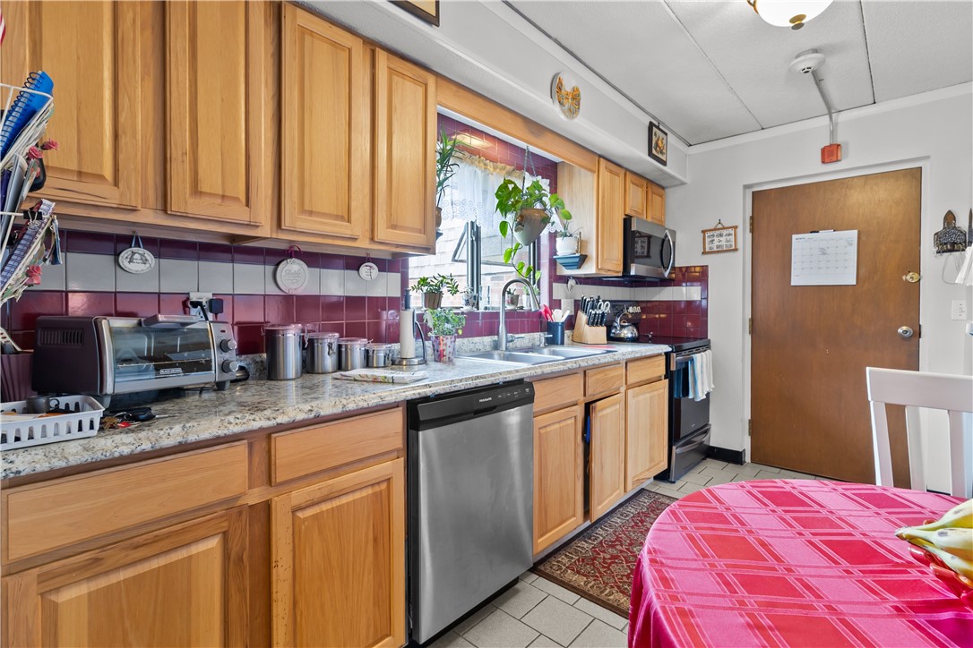 510 Child Street 105B