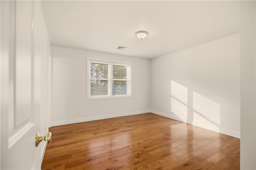 37 Thayer Street