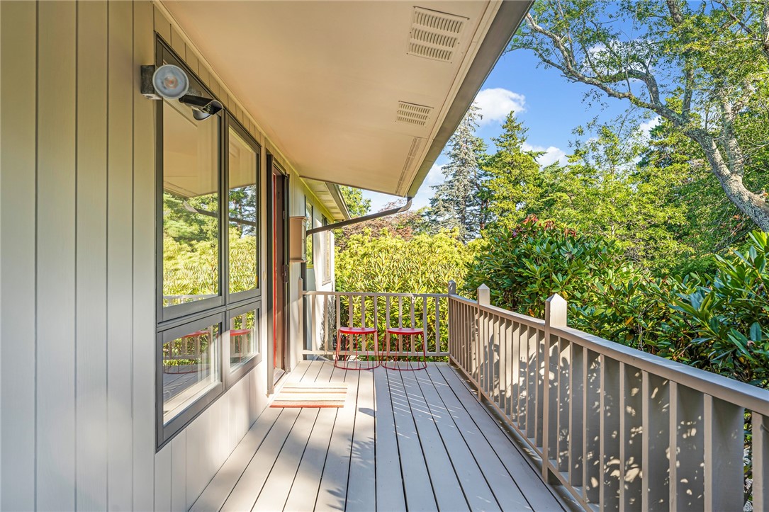 17 Shore Road