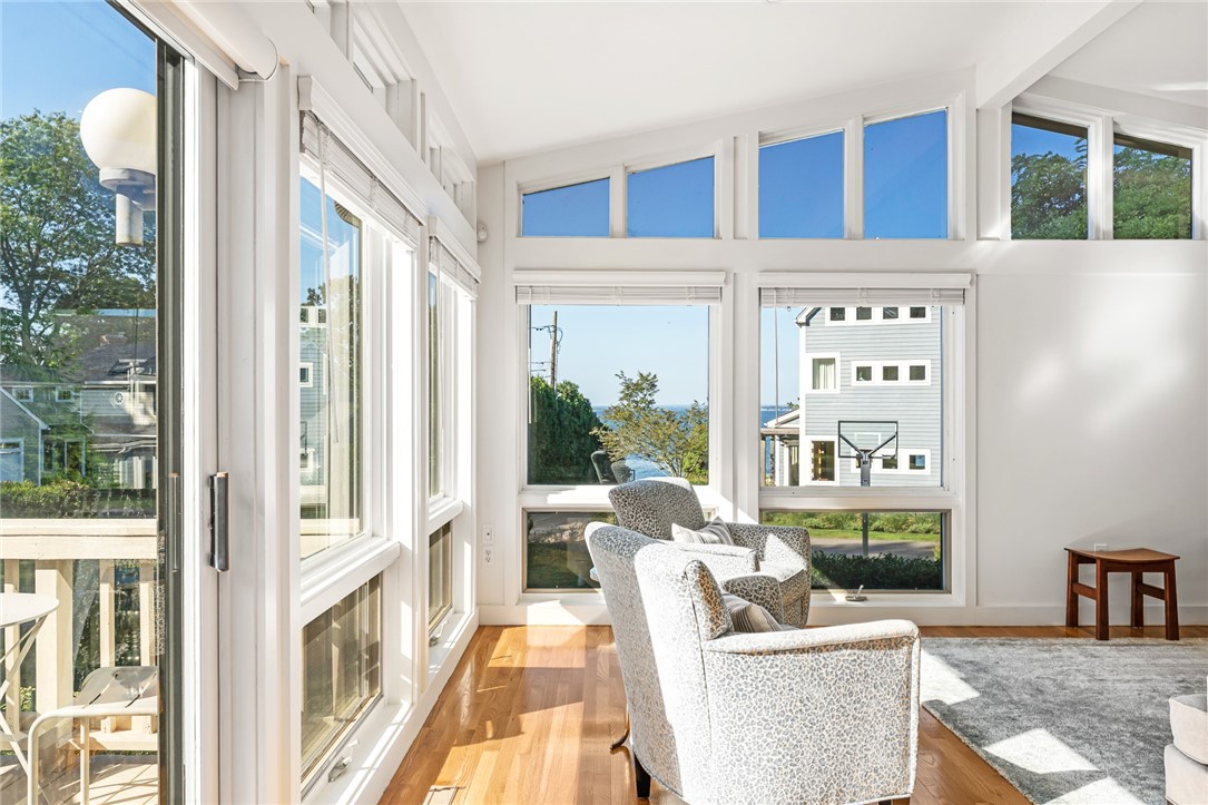 17 Shore Road