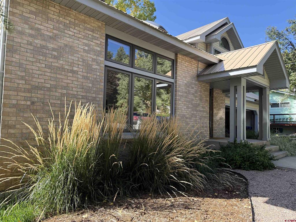 3015 Hillside Avenue