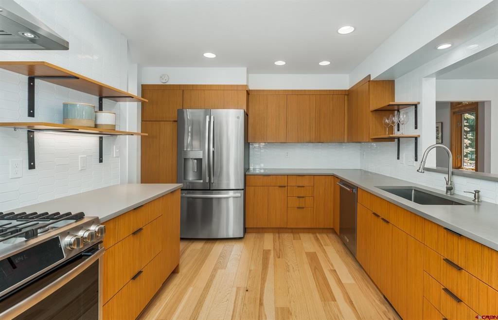 3015 Hillside Avenue