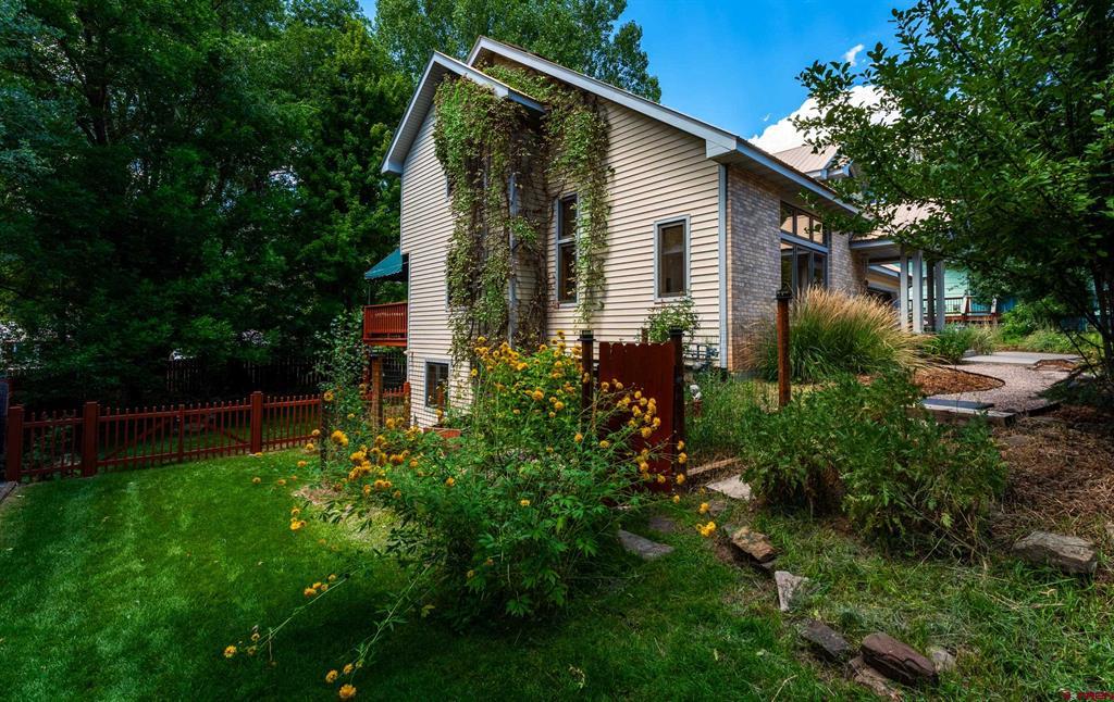 3015 Hillside Avenue