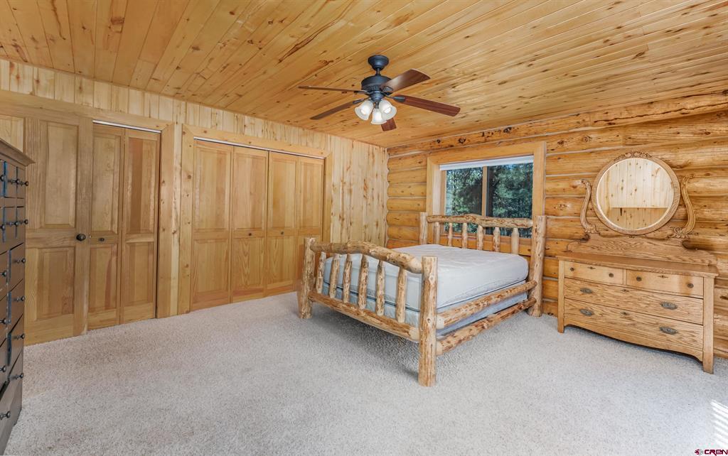 111 S Windy Ridge Road