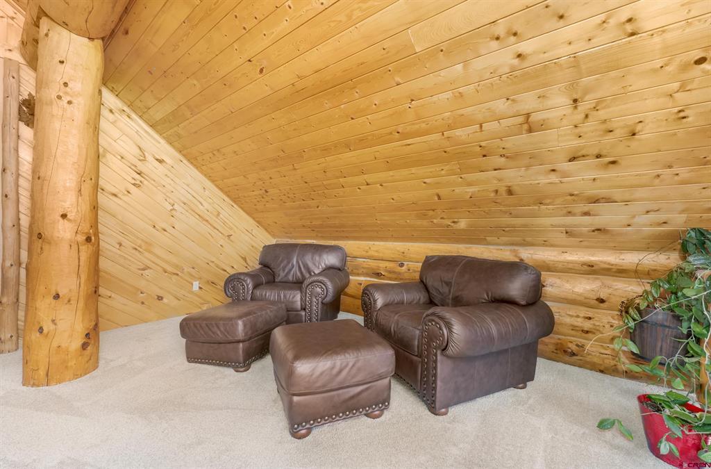 111 S Windy Ridge Road