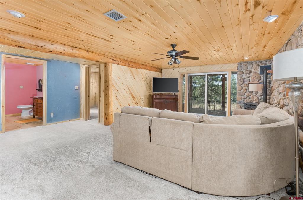 111 S Windy Ridge Road