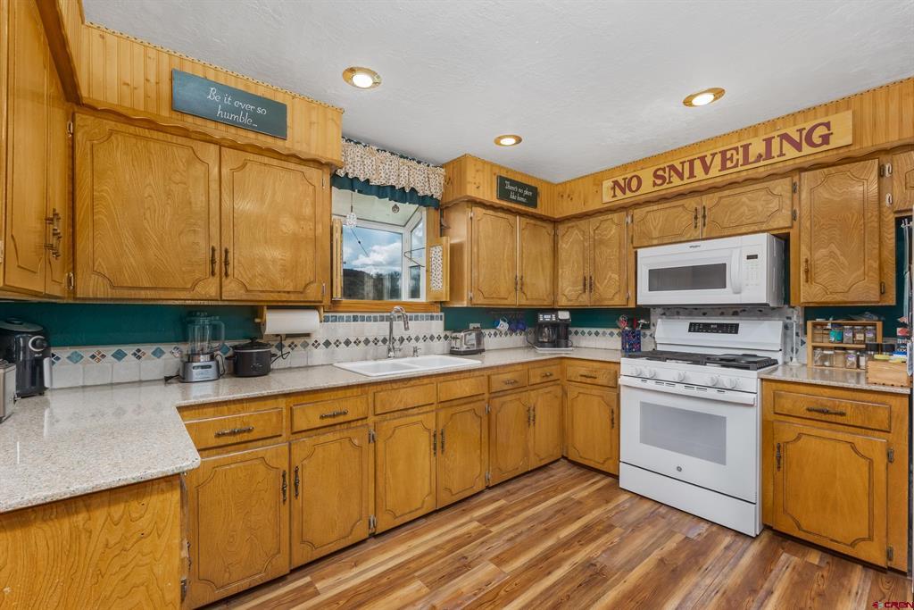 807 County Road 124
