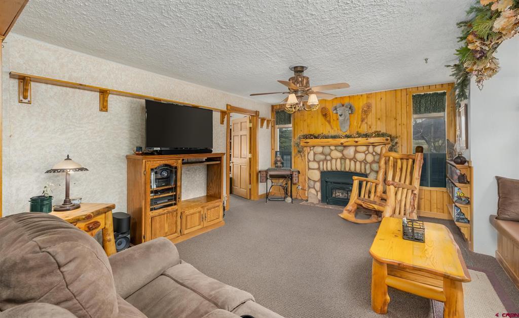 807 County Road 124