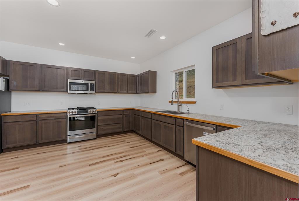 12316 County Road 501