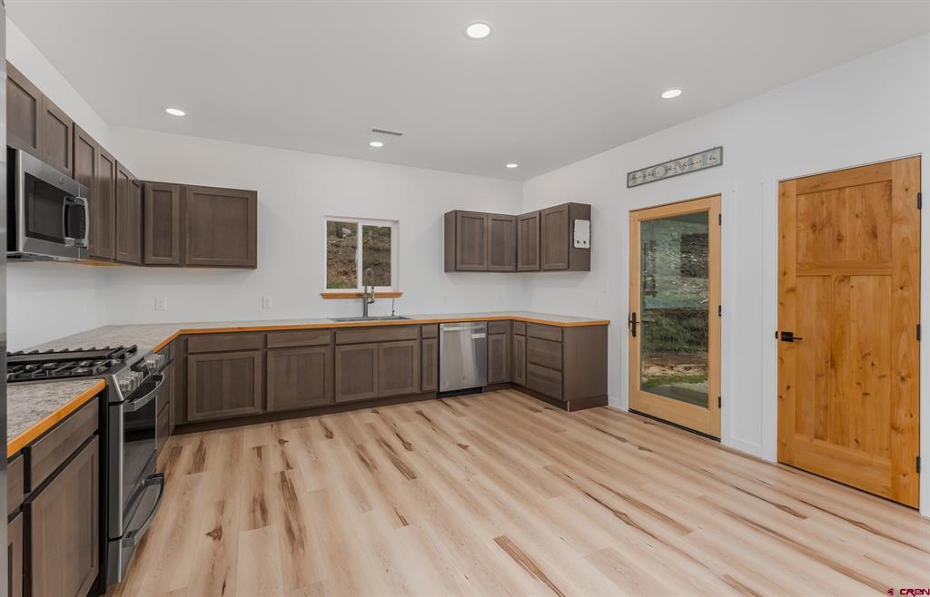 12316 County Road 501