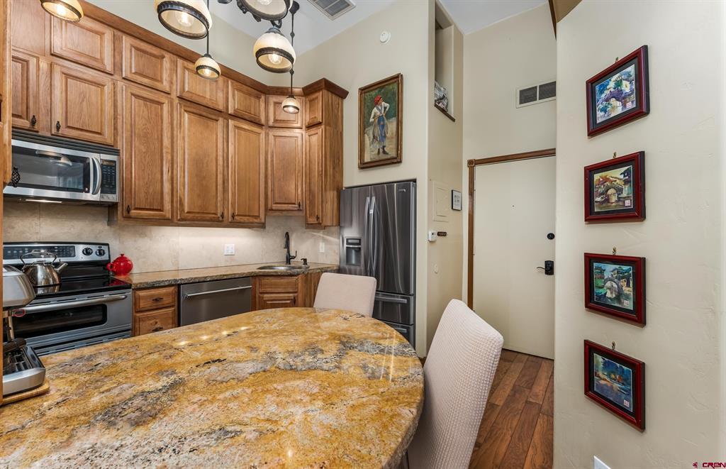 1001 Main Avenue Unit: 303