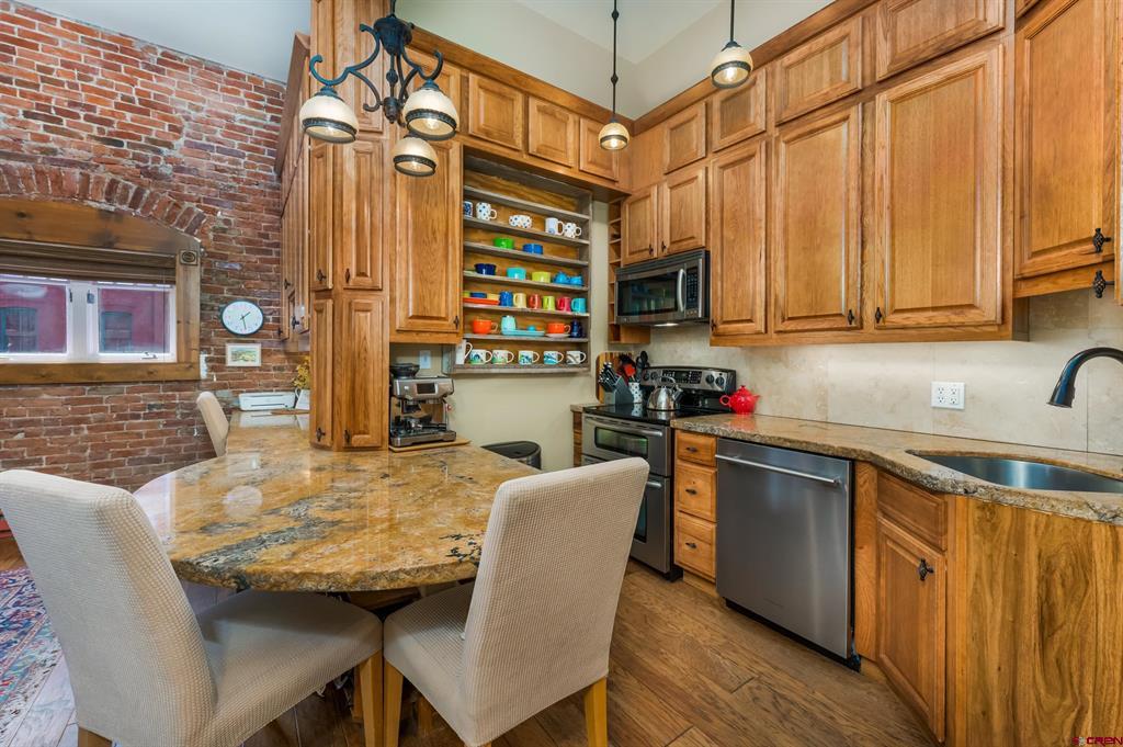 1001 Main Avenue Unit: 303