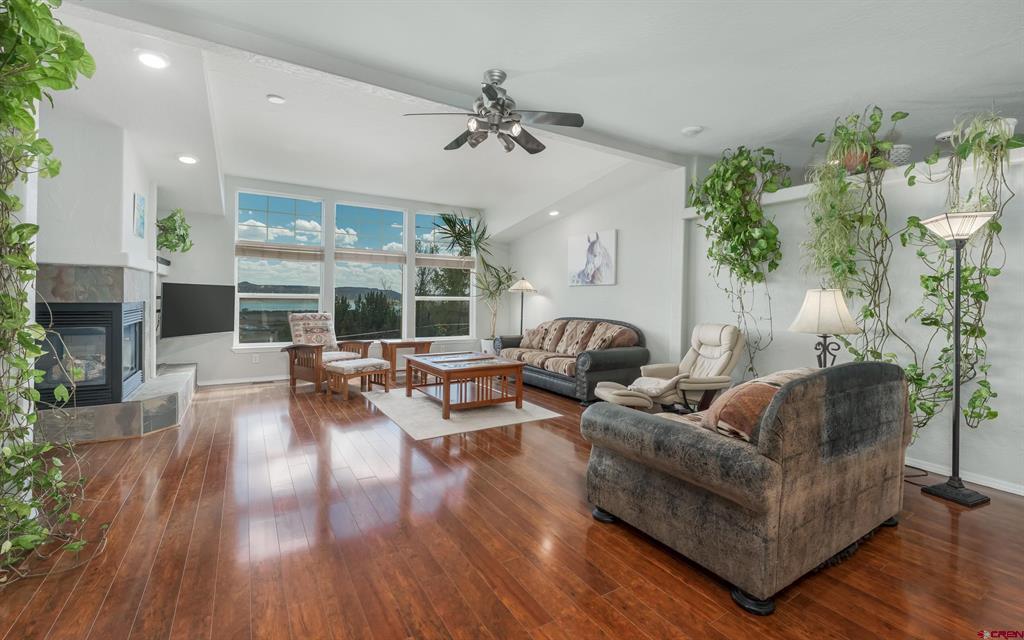 236 San Marcial Place