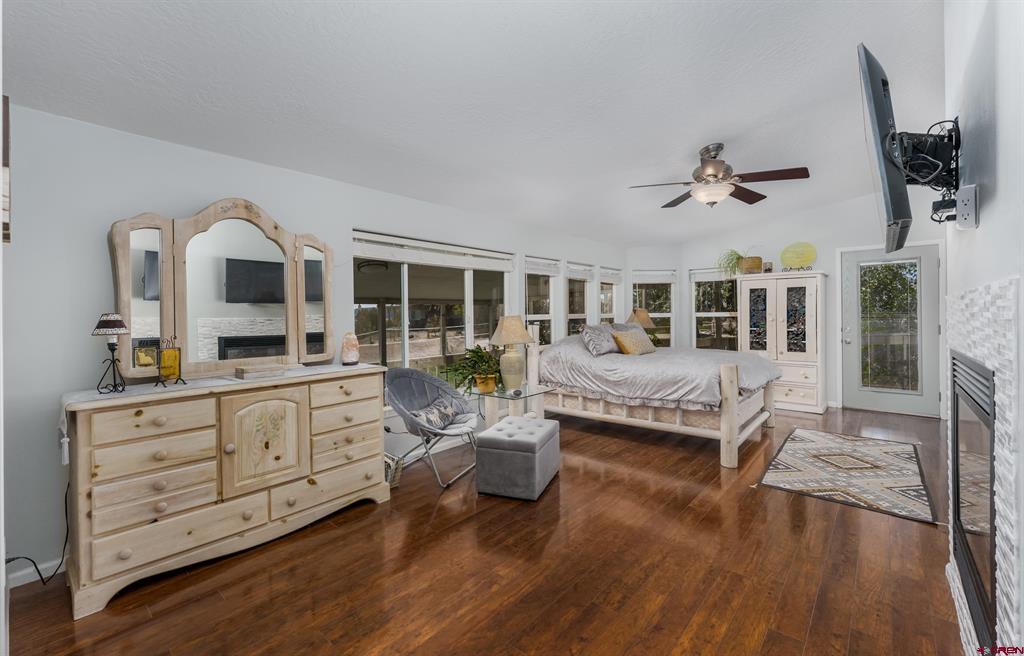 236 San Marcial Place