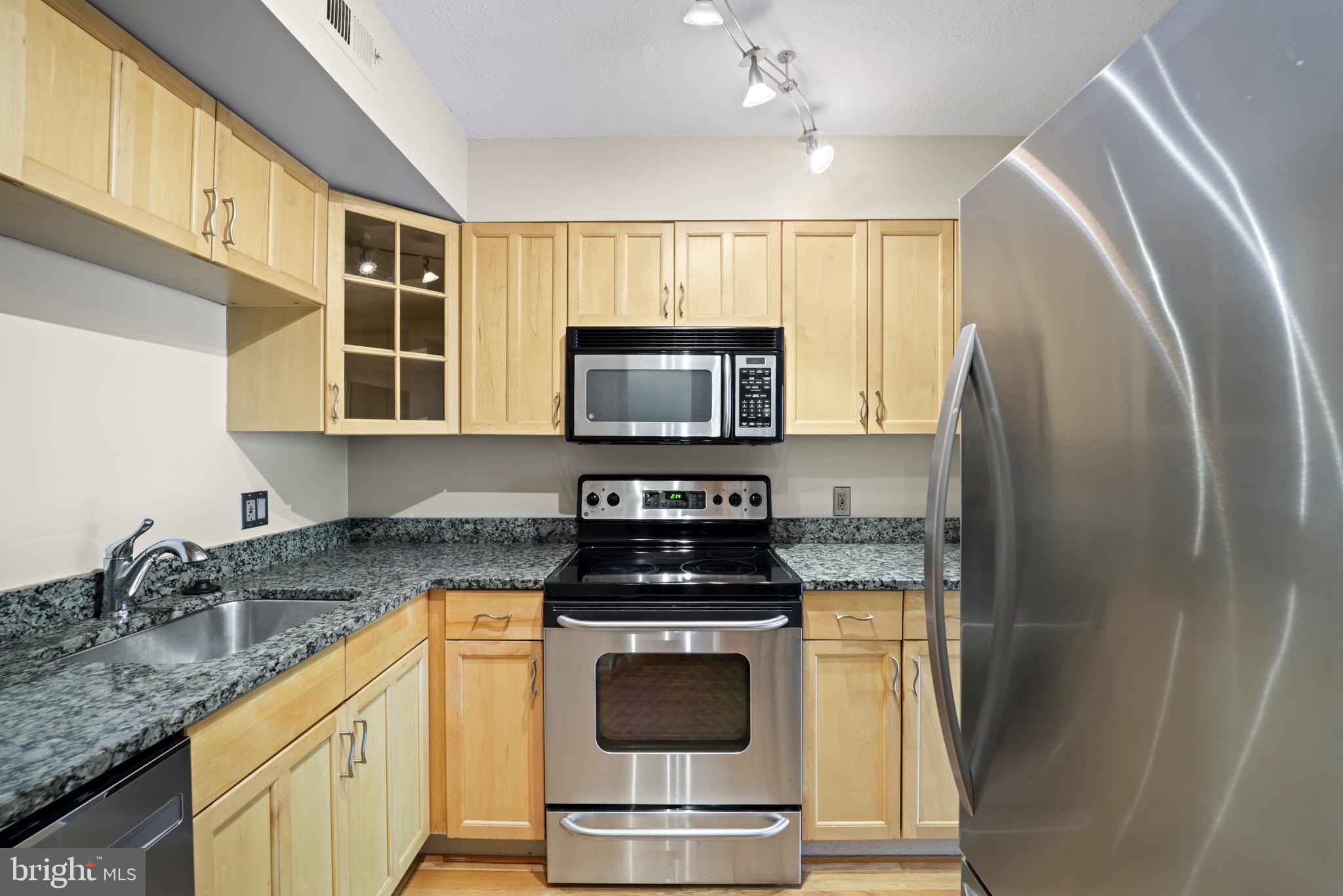 2141 Wisconsin Ave NW #502