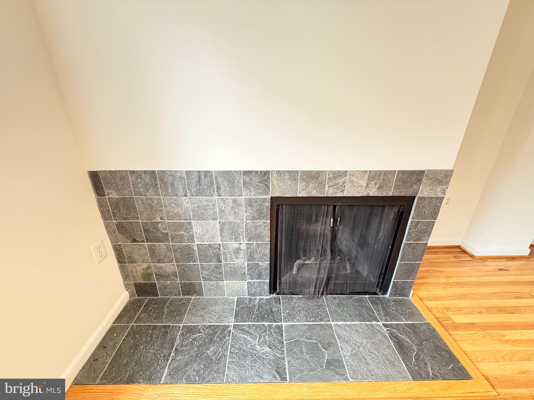 1454 Euclid St NW #8