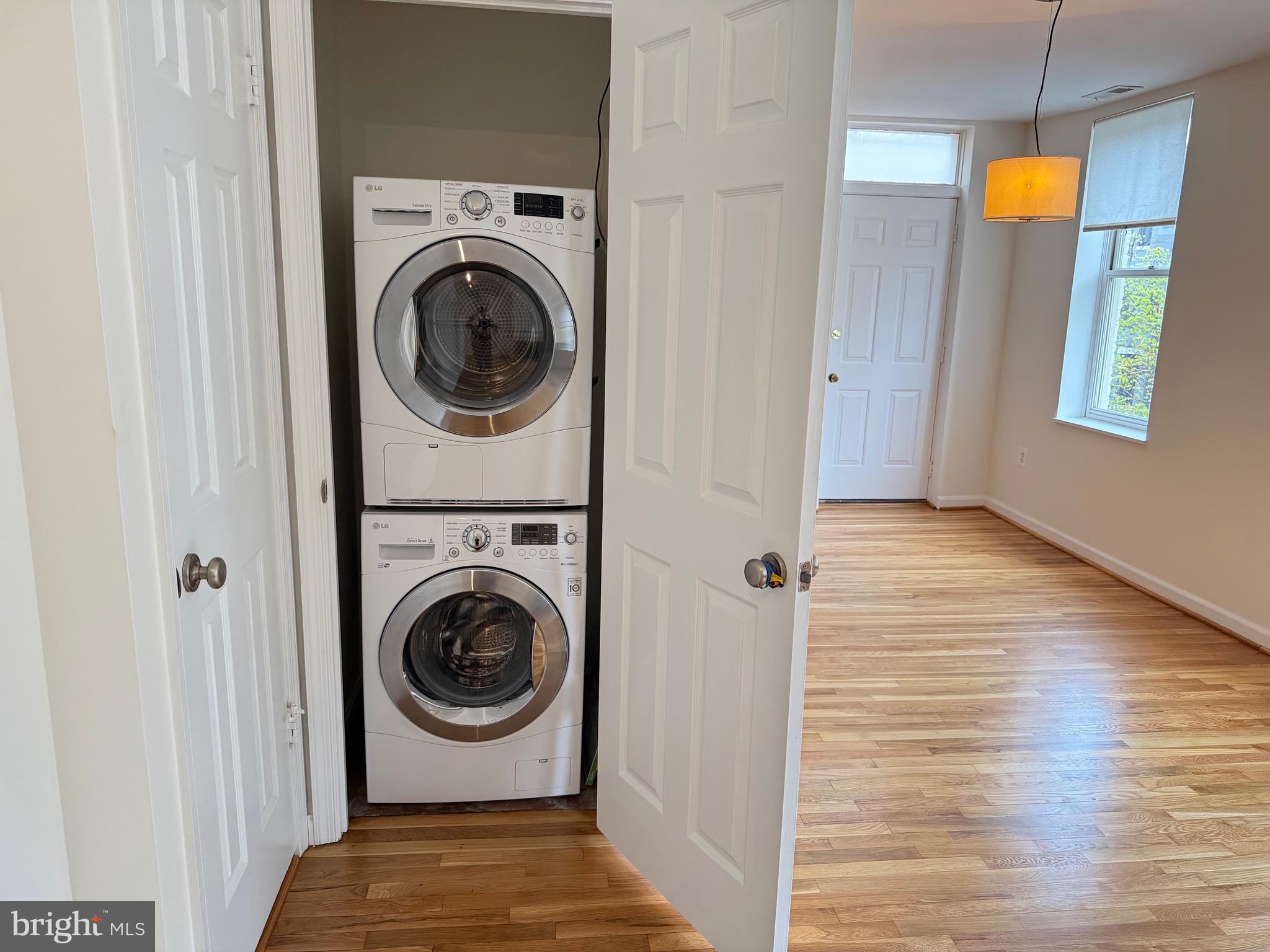 1454 Euclid St NW #8