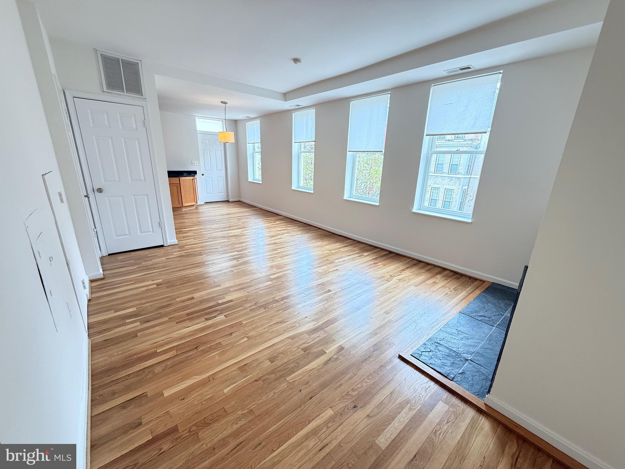1454 Euclid St NW #8