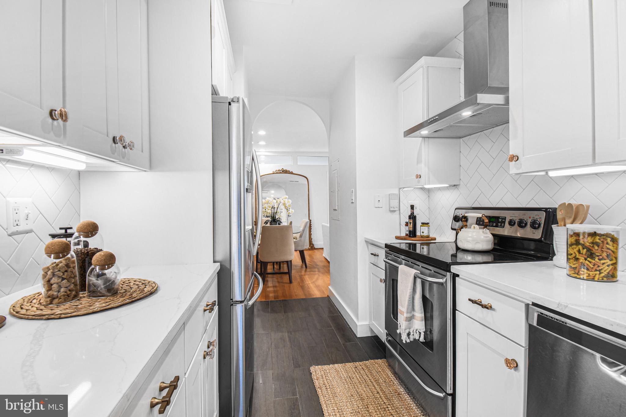 2013 Columbia Rd NW #E