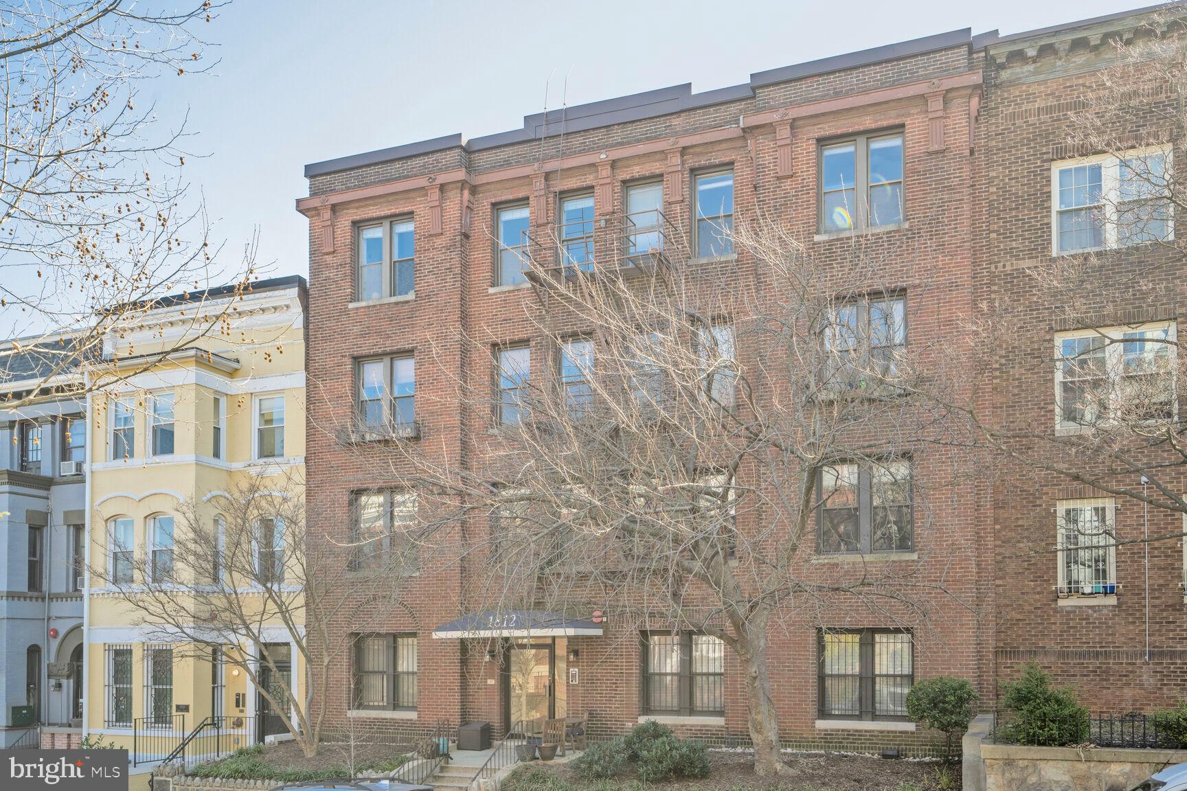 1812 Vernon St NW #24