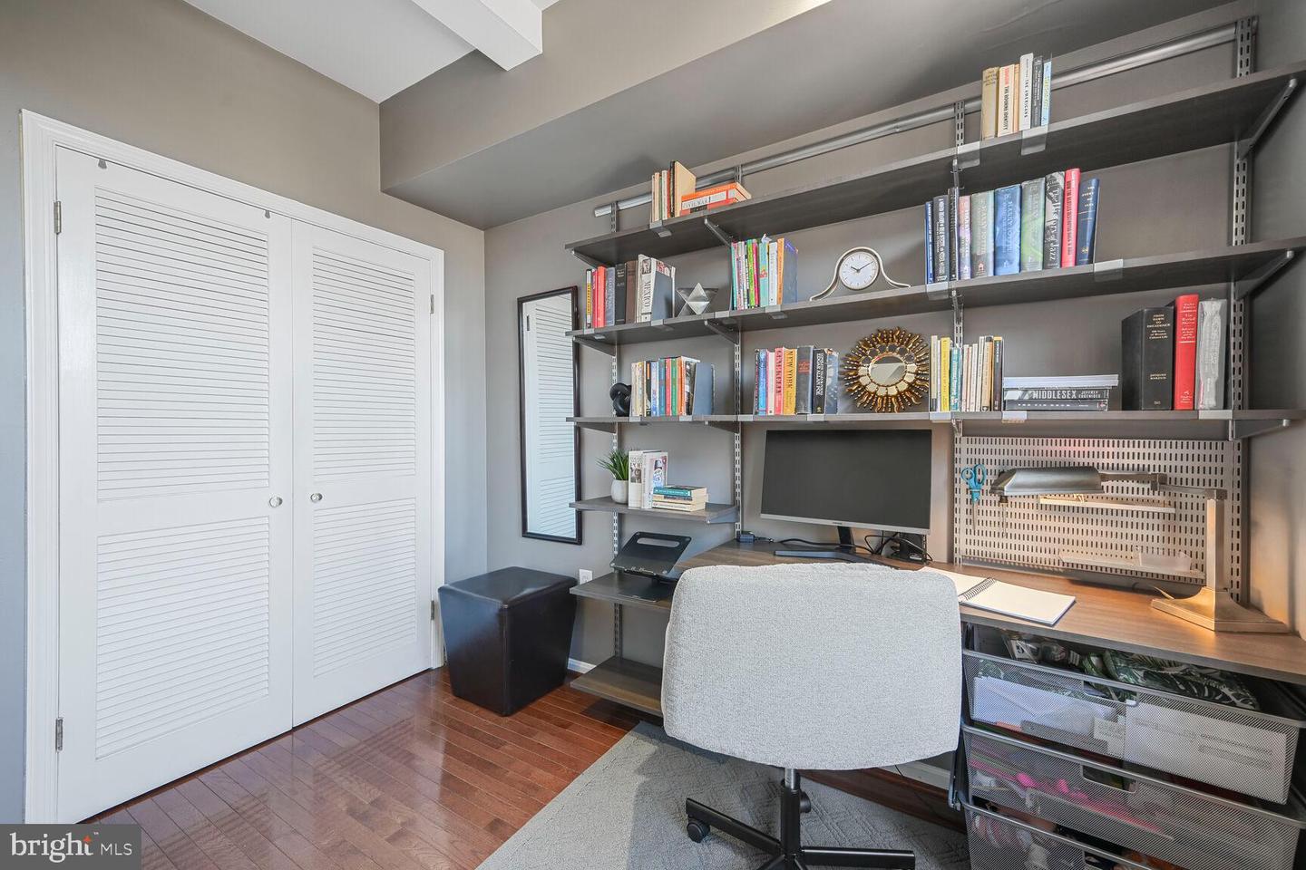 1812 Vernon St NW #24