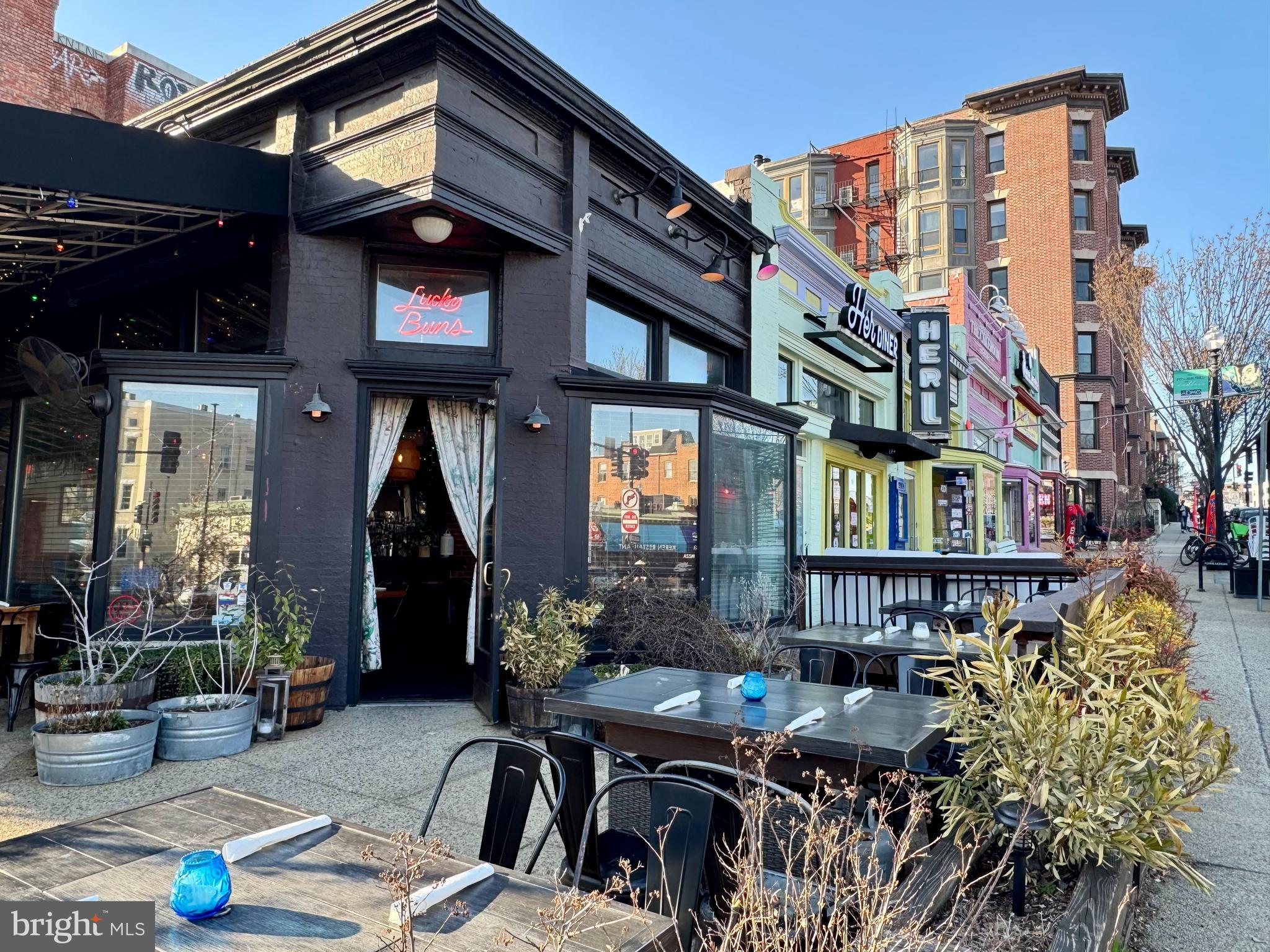 1812 Vernon St NW #24