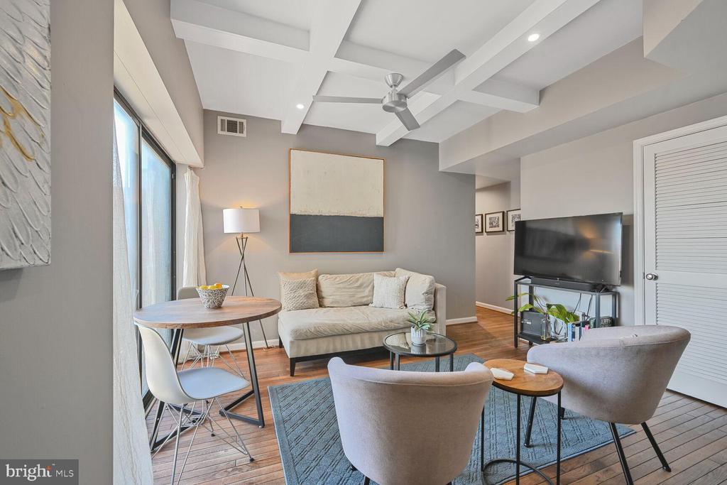 1812 Vernon St NW #24